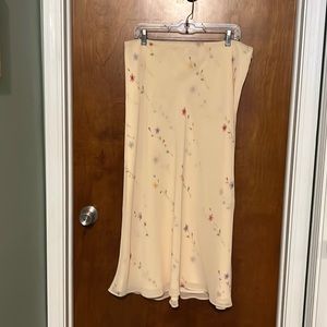 Women’s skirt